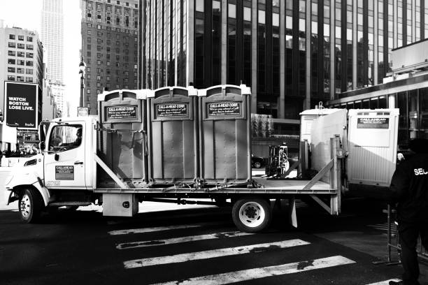 Professional porta potty rental in Bardstown, KY